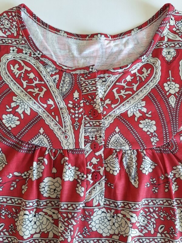 ba073c53-adaa-40ad-ba58-cf33d9ad73ba Blusa con Estampado de Cachemira y Cuello en V