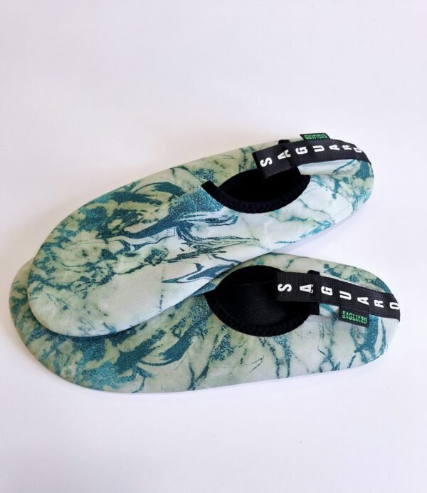 d5c699df-cb78-45e3-8ac1-09a6ac658eee Zapatillas de casa, agua antideslizante Slipper