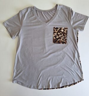 Camiseta con estampado de leopardo